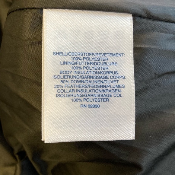 Women’s Lands’ End Black and White Plaid Petite Puffer Vest - Picture 8 of 12